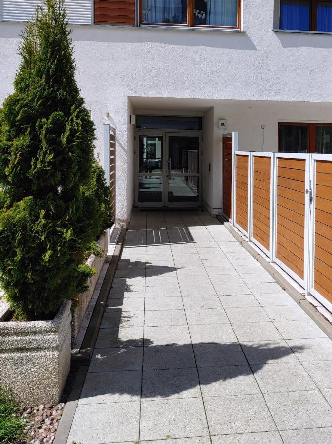 Swinoujscie Platan Patio 6 - Berry Apartments Kültér fotó